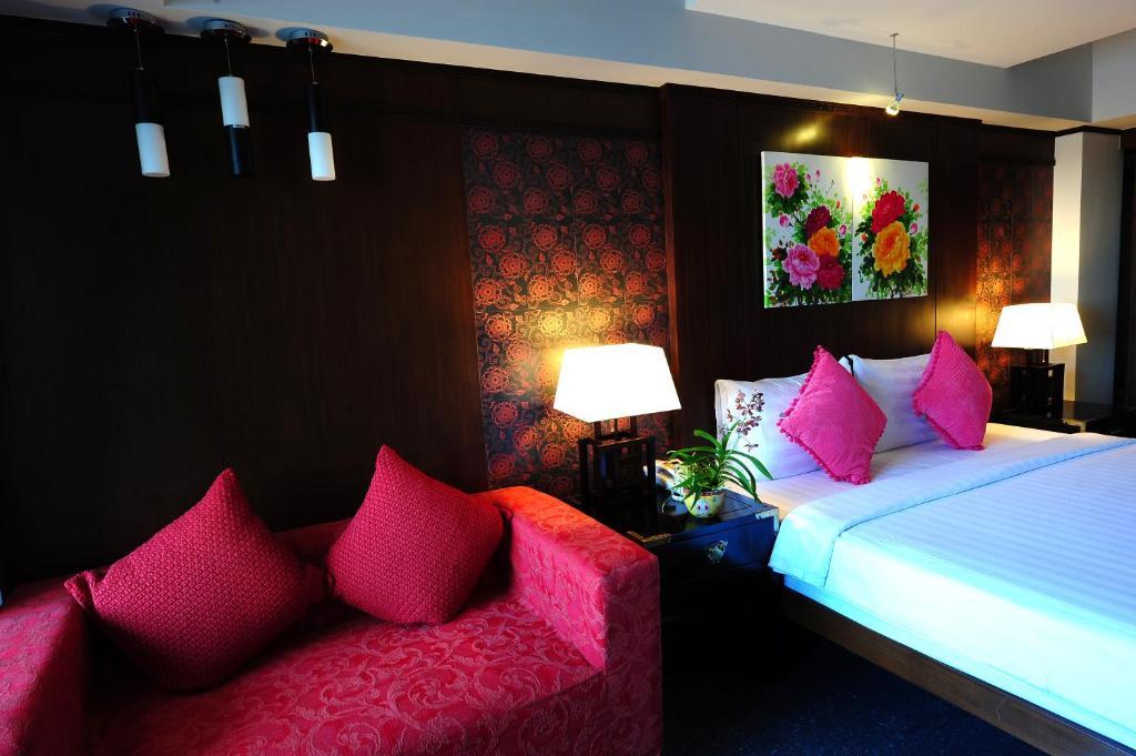 Bonito Chinos Hotel Nakhon Sawan Room photo